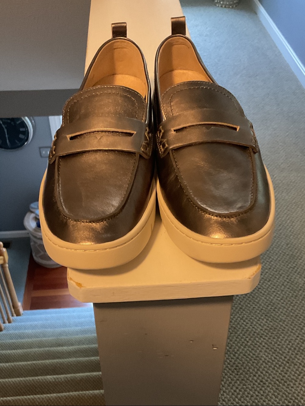 Vionic Women’s Medium Gray Leather Slip-On Loafers with Cream Sole
